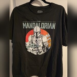Star Wars The Mandalorian Mens T Shirt XL Black Gray Baby Yoda Graphic Grogu